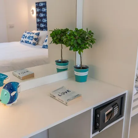 Semesterbostad Suitevesuvio *