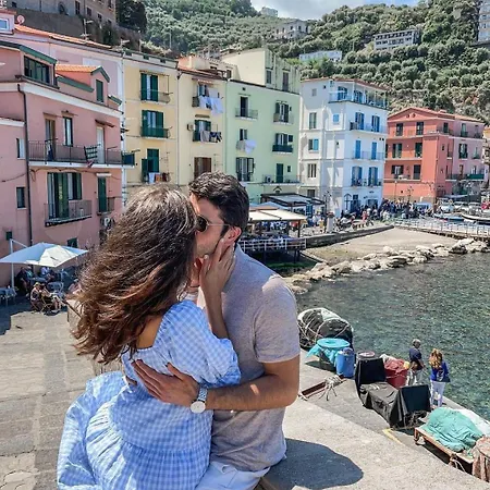 Suitevesuvio Tatil Evi *