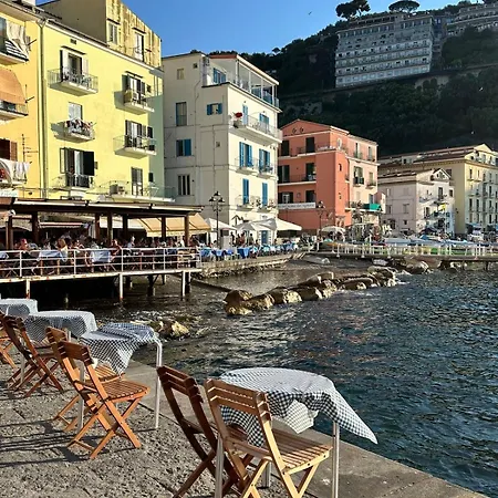 Tatil Evi Suitevesuvio Sorrento