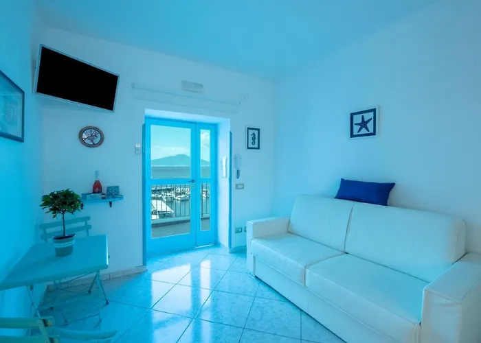 Holiday home Suitevesuvio *