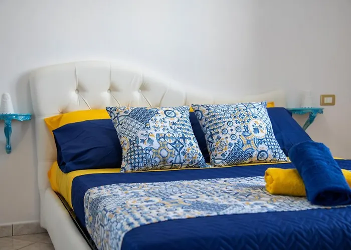 Suitevesuvio Holiday home *