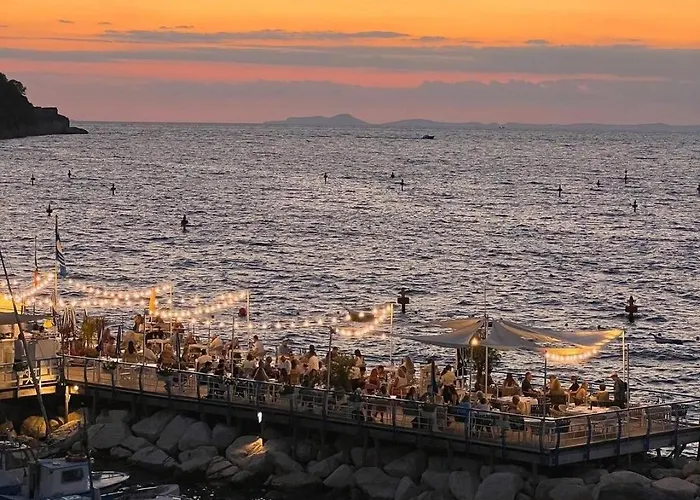 Suitevesuvio Feriehus *